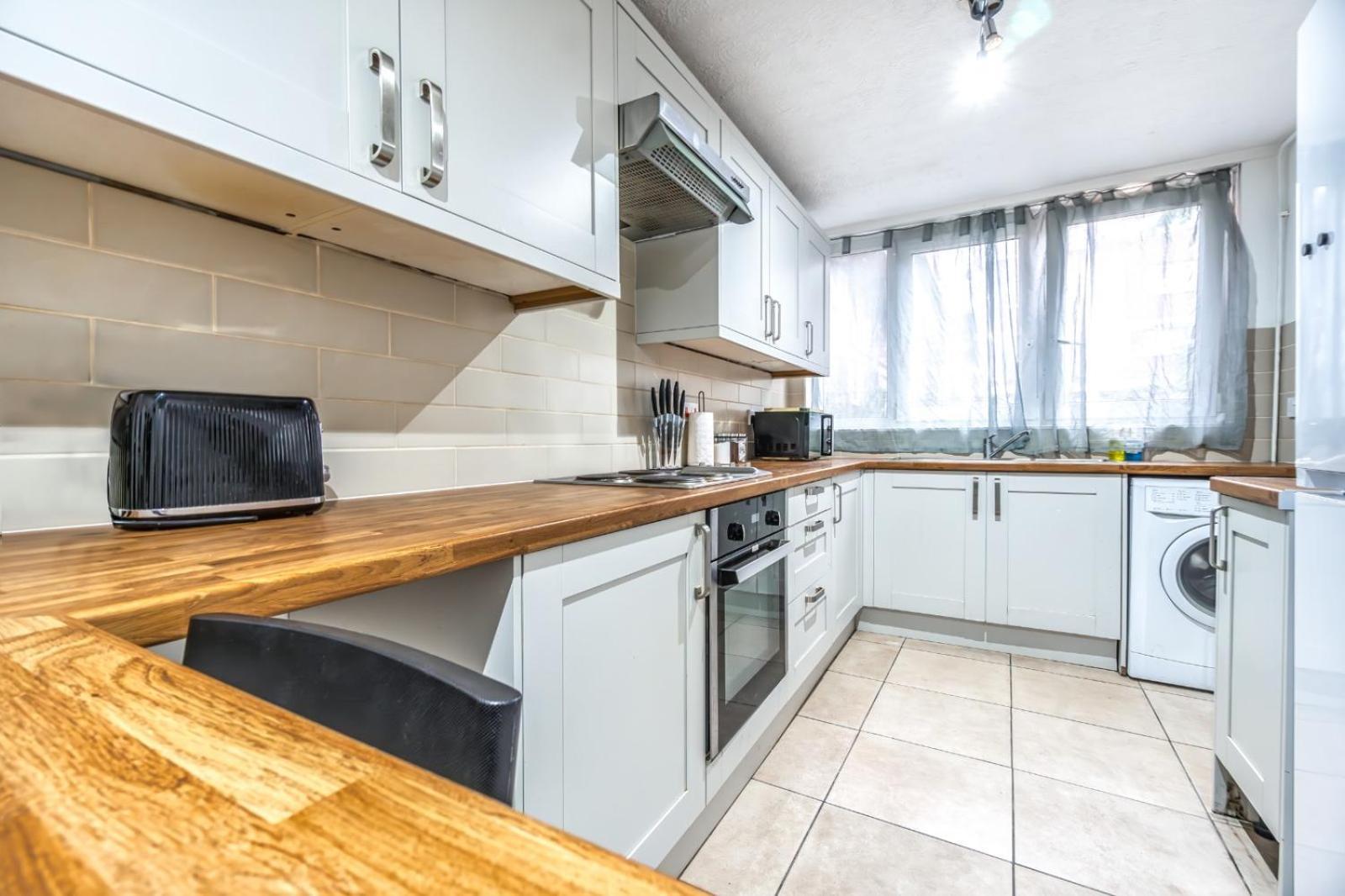Cosy Guest House In Central London Exteriör bild